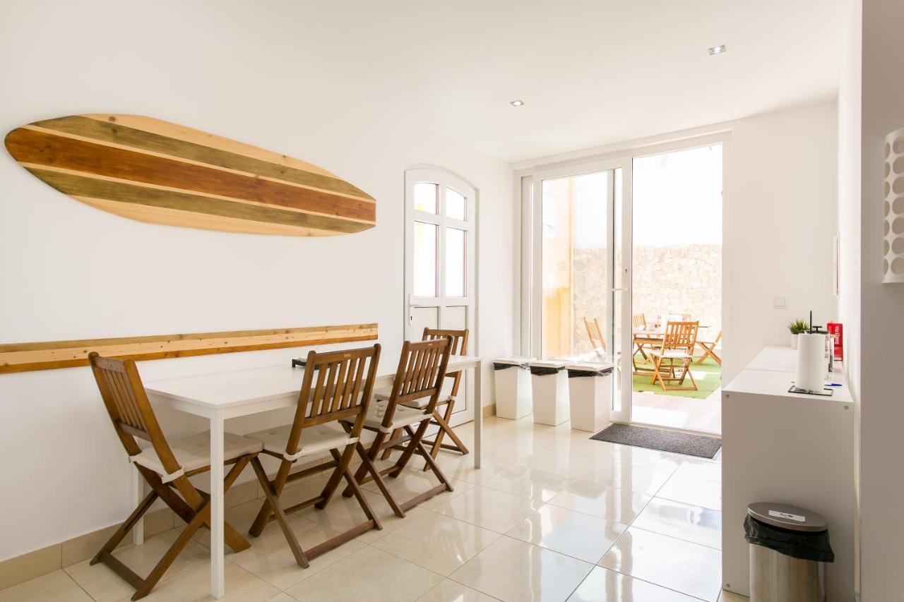 Casa Amarela Guesthouse Albufeira Luaran gambar