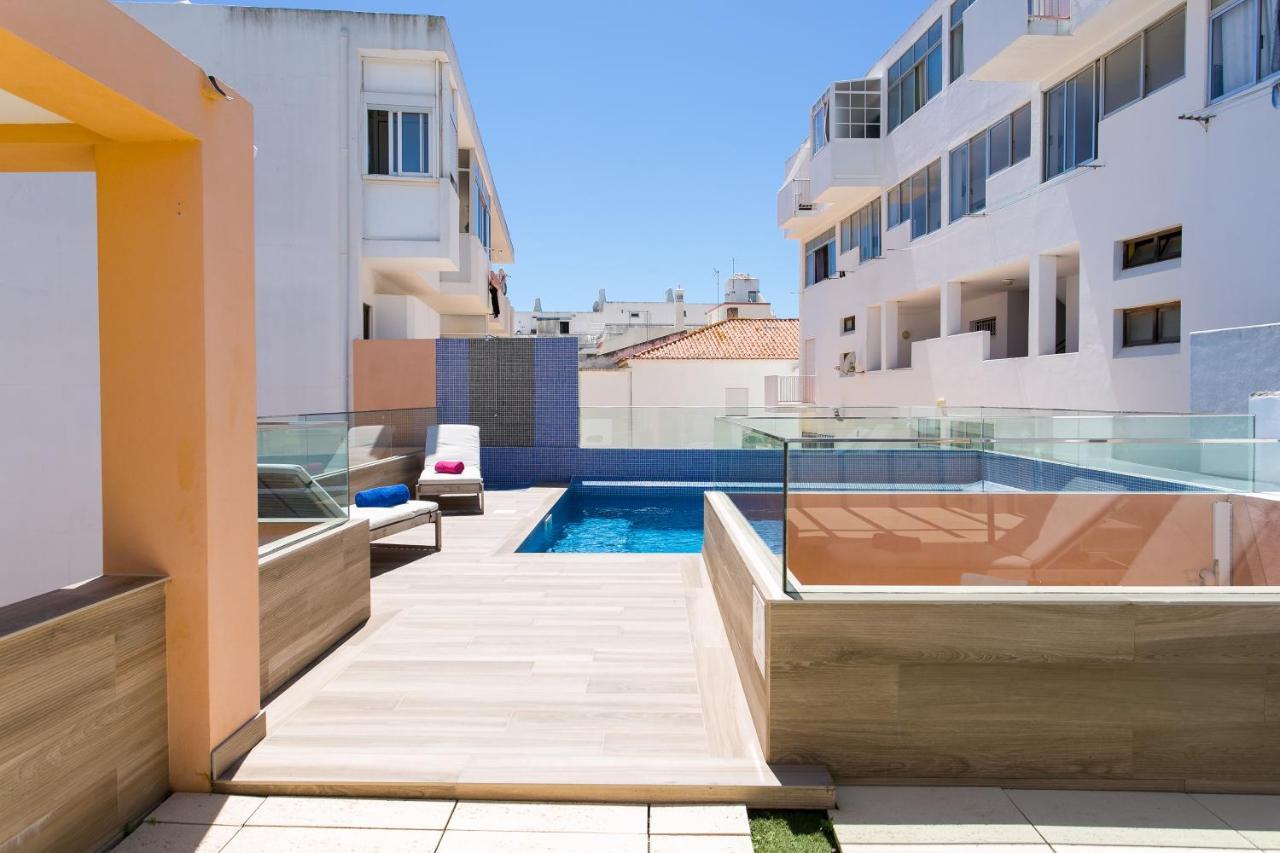Casa Amarela Guesthouse Albufeira Luaran gambar