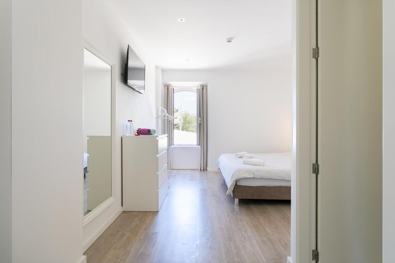 Casa Amarela Guesthouse Albufeira Luaran gambar