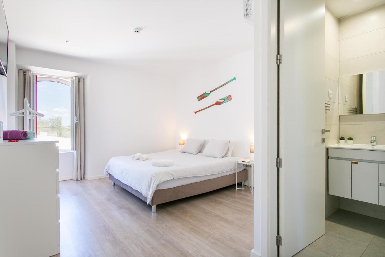 Casa Amarela Guesthouse Albufeira Luaran gambar