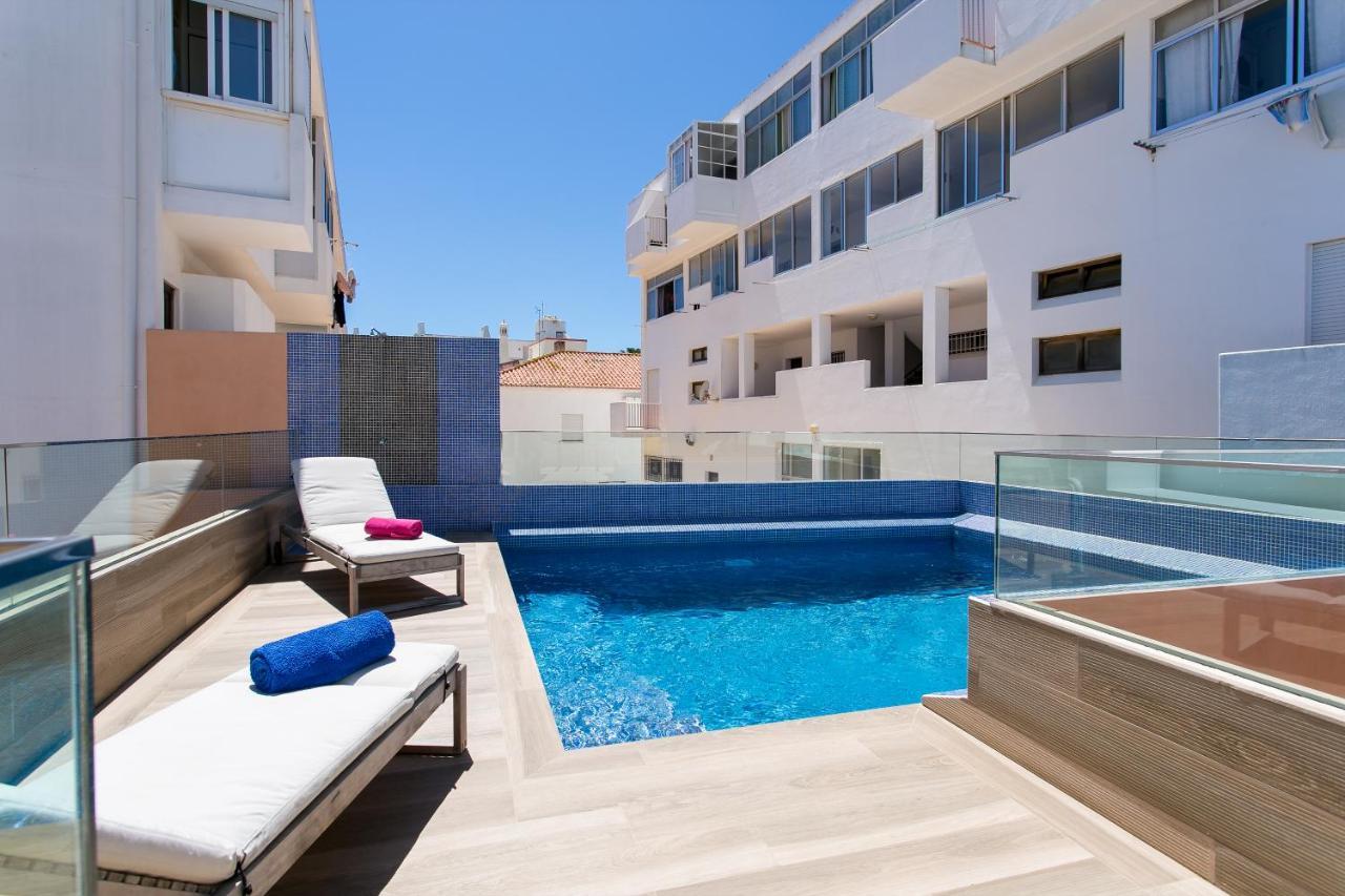 Casa Amarela Guesthouse Albufeira Luaran gambar