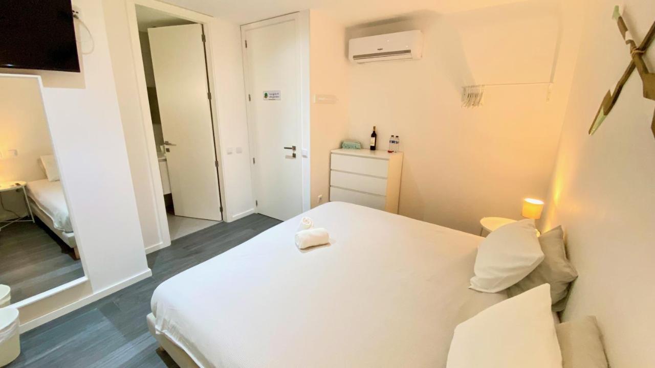 Casa Amarela Guesthouse Albufeira Luaran gambar
