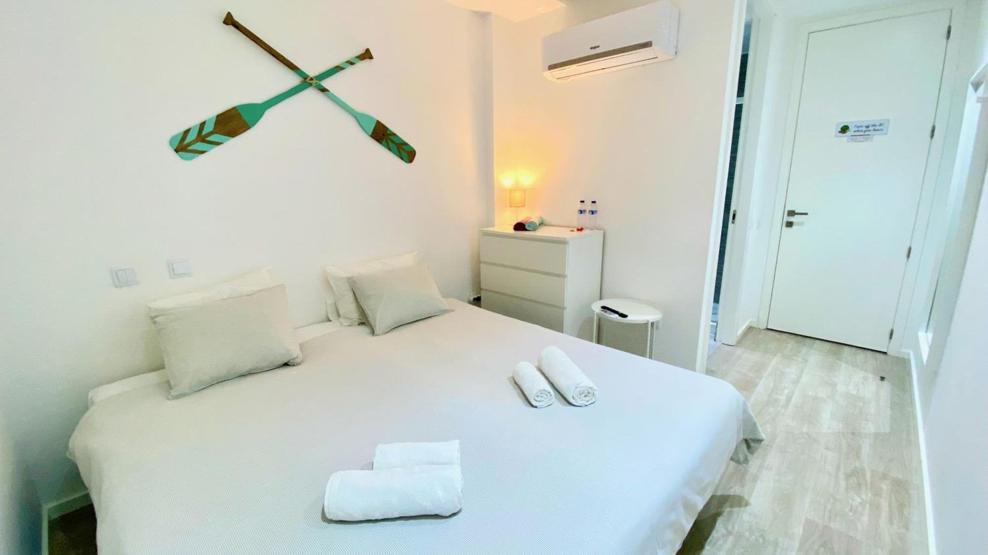 Casa Amarela Guesthouse Albufeira Luaran gambar