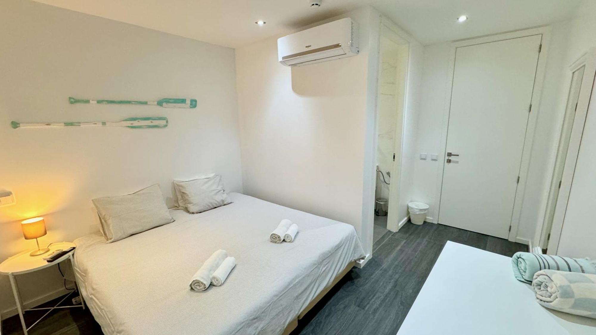 Casa Amarela Guesthouse Albufeira Luaran gambar
